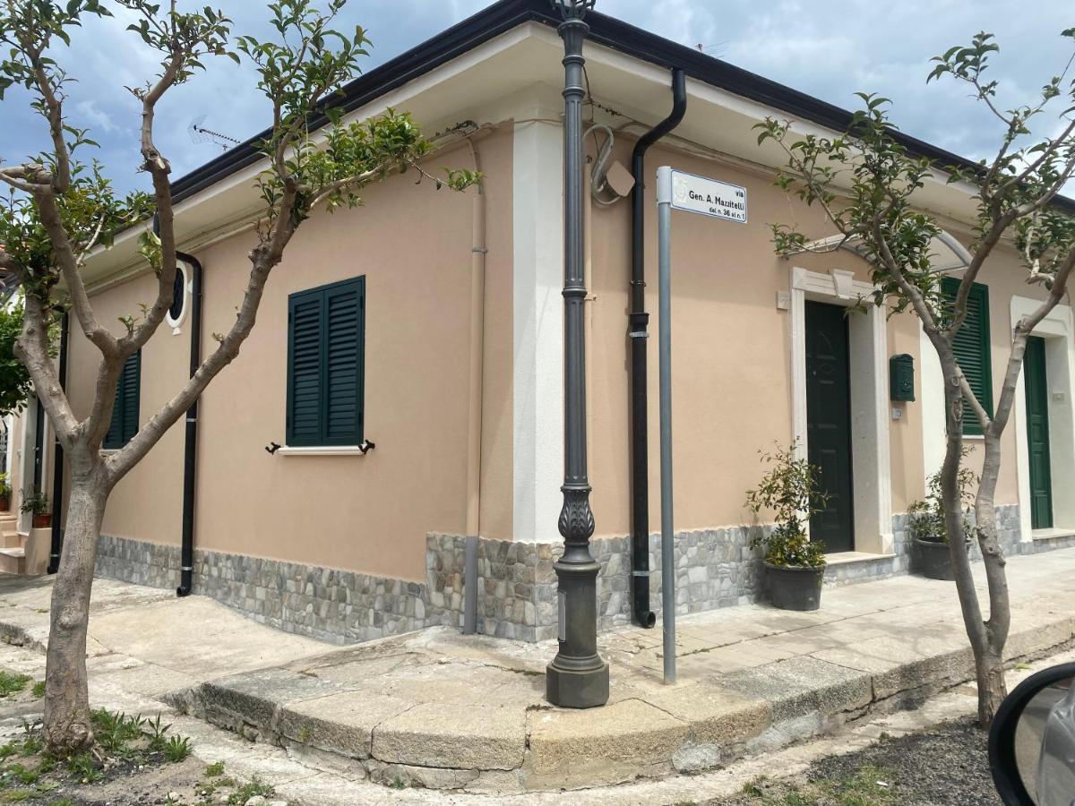 Appartamento Da Antonio Parghelia Eksteriør billede